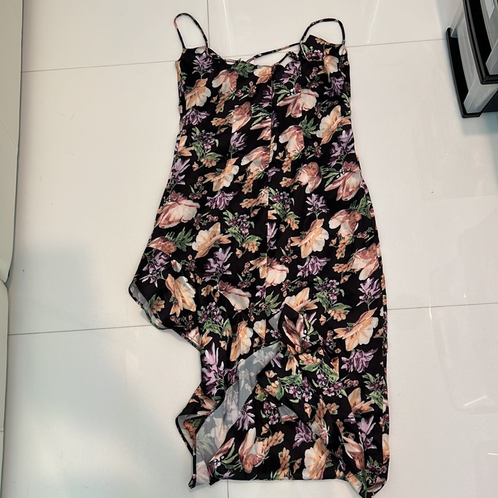 Gorgeous long nookie dress - Picture 8 of 8